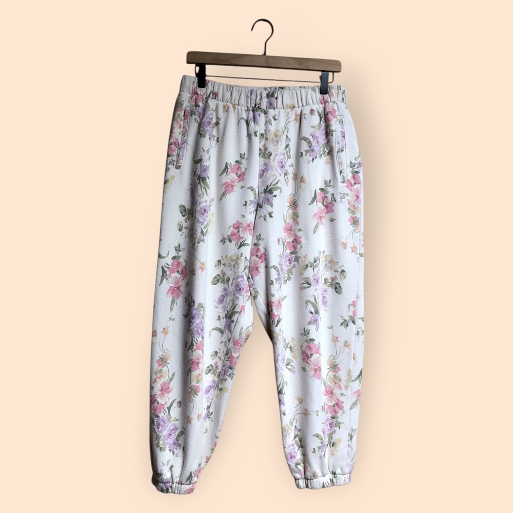 GAP x LoveShackFancy Cream Floral Jogger Sweatpants Cozy Comfort Women’s Large